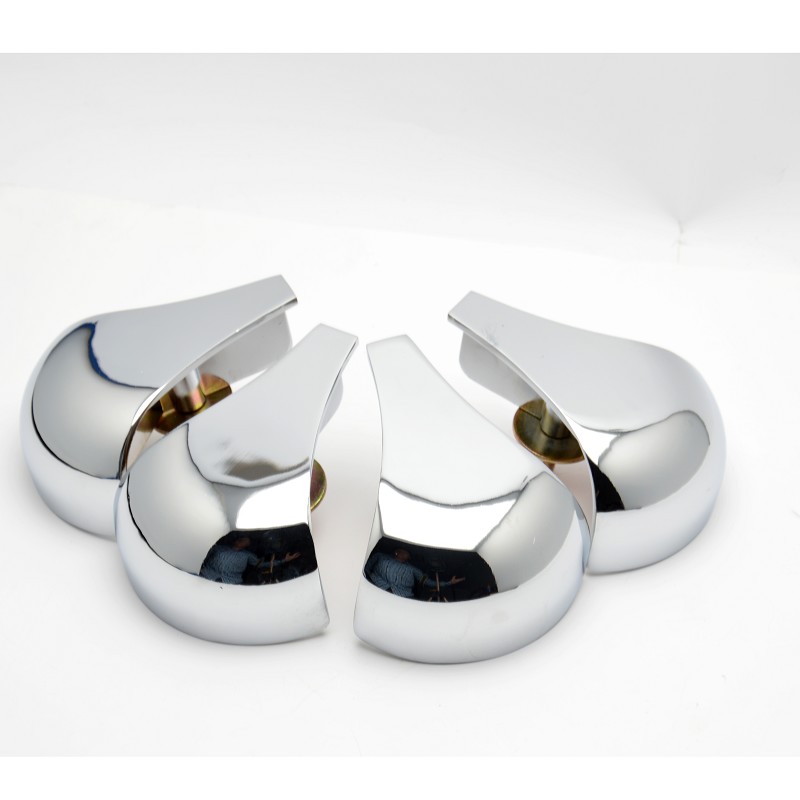 A.u.S. Chrome corners for Avenger pool tables