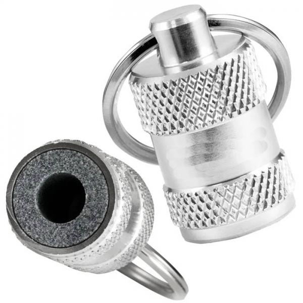 Grinding stone steel tip-sharpener