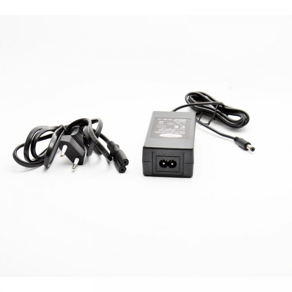 Netzteil 12 Volt 5 Amp. für TFT Bildschirme und LED Beleuchtungen